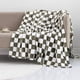 thumbnail image 1 of Manta de franela a cuadros con estampado de cuadros blancos y negros, ideal para cama y sofá., 1 of 6
