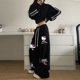 thumbnail image 2 of Pantalones deportivos casuales con estampado de Hello Kitty estilo retro americano de Sanrio, pantalones deportivos de pierna ancha estilo hip hop, ropa de calle para mujer, verano 2024, 2 of 3