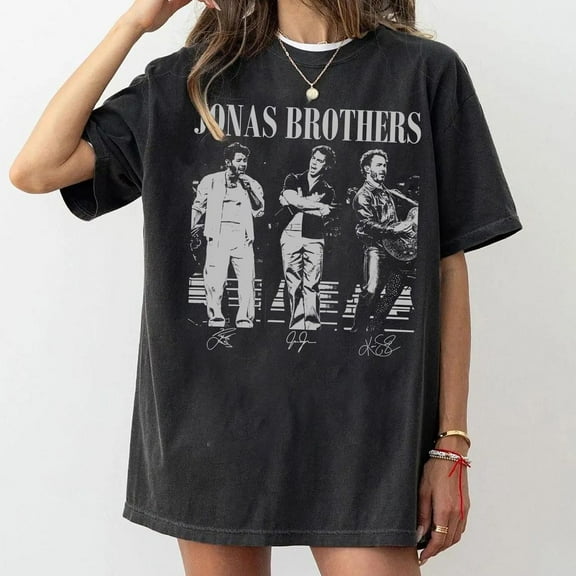 Comfort Colors 20th Anniversary Of Jonas T-Shirt, Living The Dream Tour 2025 Shirt, Jonas Fan Merchandise Tee, Vintage Unisex Stye