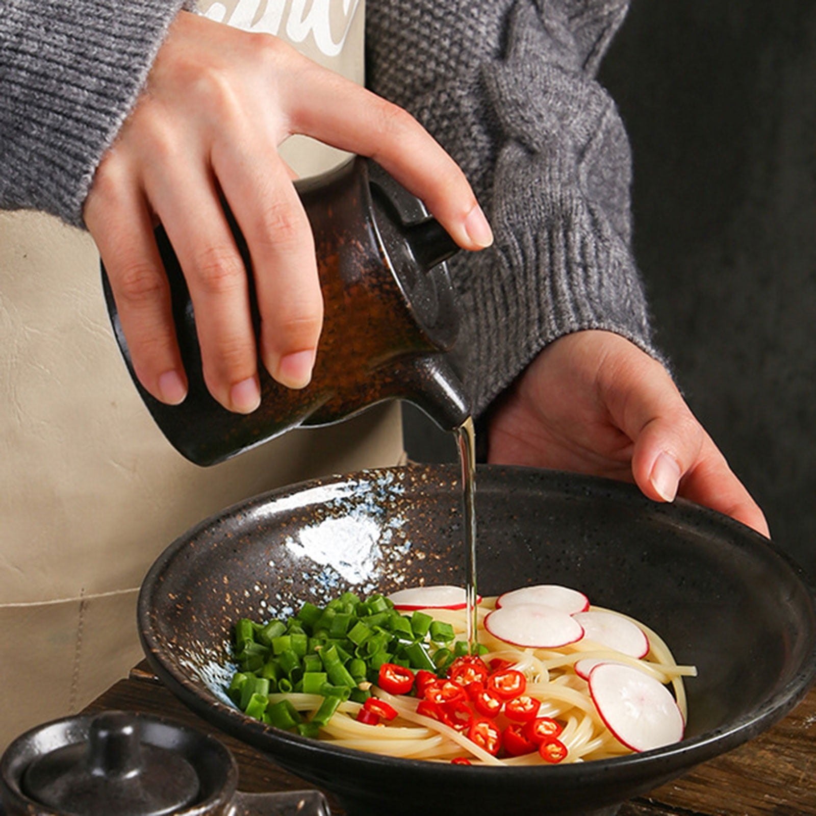 Storage Tank Maple Syrup Dispenser, Refillable Oil, Vinegar, Coffee Syrups Ceramic Japanese Storage Container for Restaurant Home