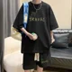 thumbnail image 2 of Chándal informal de moda de gran tamaño de verano, traje holgado para correr con diseño de gofre, camiseta holgada de manga corta y pantalones cortos deportivos, conjunto de 2 piezas para hombre, 2 of 5