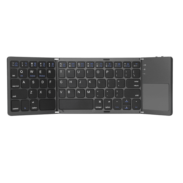teclado plegable bluetooth xtrememac negro estandar con touchpad, vista frontal centrada del teclado de tres paneles en Space Gray con teclas chiclet marcadas para MacOS, iOS, Android y Windows; touchpad rectangular integrado en el panel derecho, bisagras visibles y diseño plegable pensado para portátil y movilidad.
