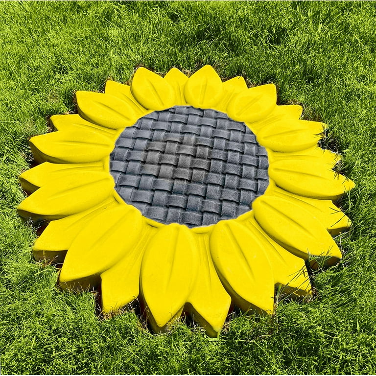 Lion Head Face Plastic Craft Mold Use With Concrete Cement Lion Head Face Plastic Craft Mold Use With Concrete Cement