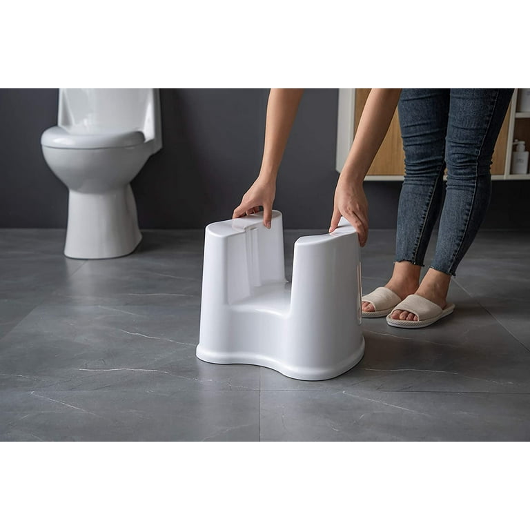 Skywin Shower Shaving Foot Rest - Plastic Shower Stool for Shaving Legs, 3 Pockets Hold Shaving Essentials, 9.27 x 7 x 10 Inches (Beige)