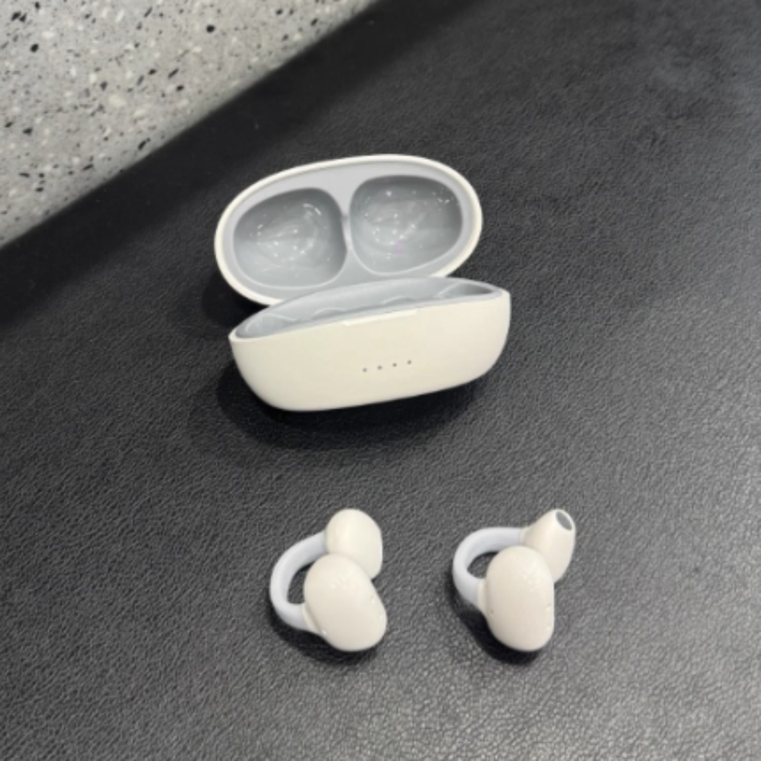 HM20 Bone Conduction Bluetooth Earset, Clip-On Ear Hook Wireless Sports Headphones 2026 New Model with Long Battery Life