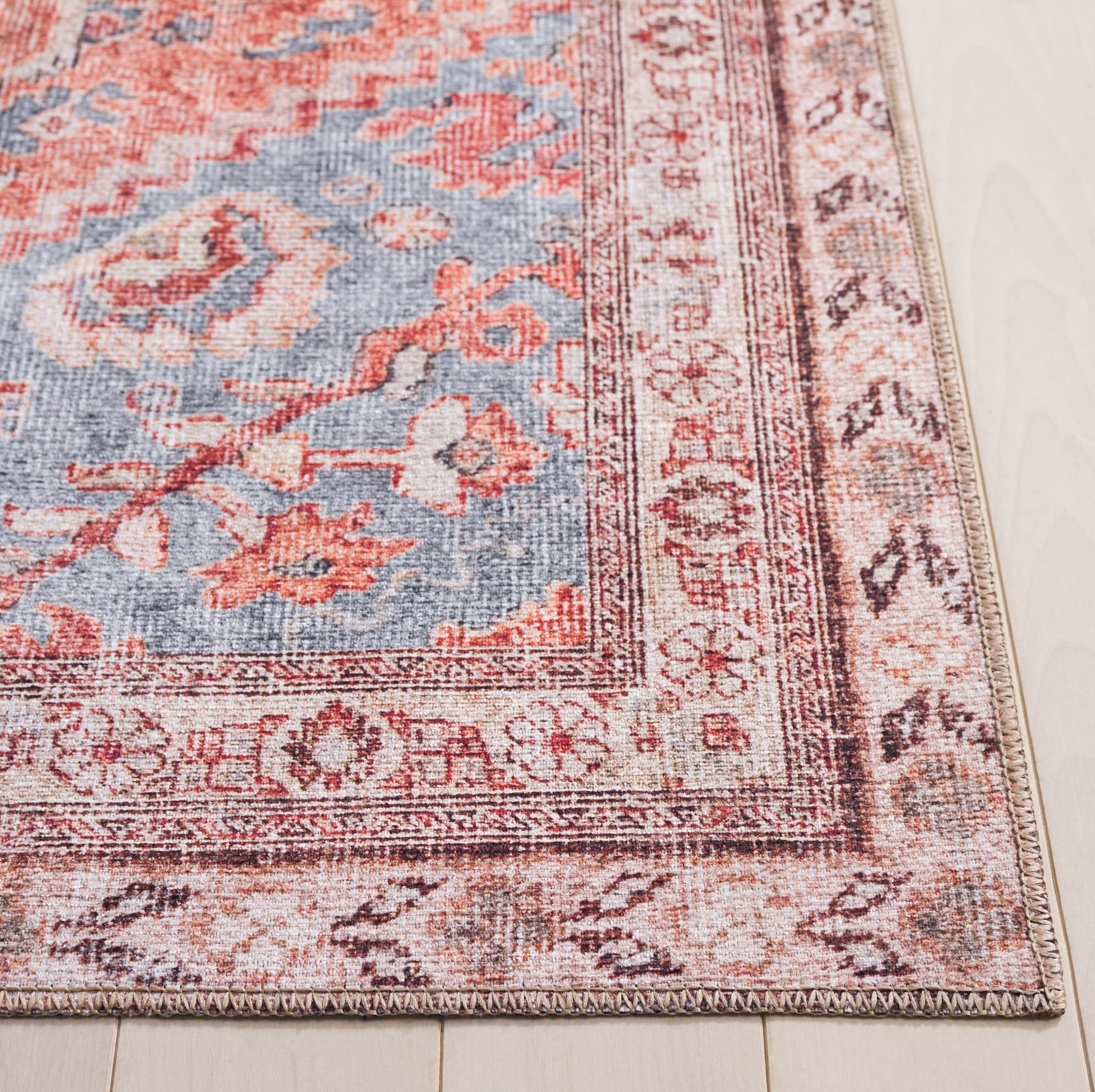SAFAVIEH Vintage Serapi Carlene Medallion Machine Washable Area Rug, Red/Blue, 6' x 9'