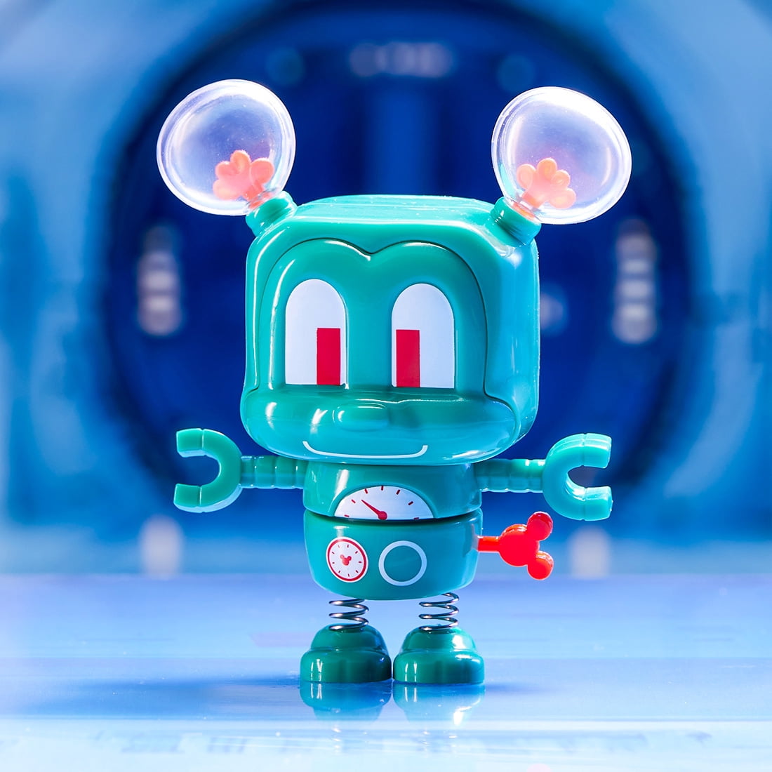 Miniso Disney Mickey Collection Robot Surprise Box Figure - Blind Box Toy with 7 Styles (Including 1 Random Mystery Design), Sci-Fi Tool-Holding Robot Mickey Mini Figure for Collectors & Gifts