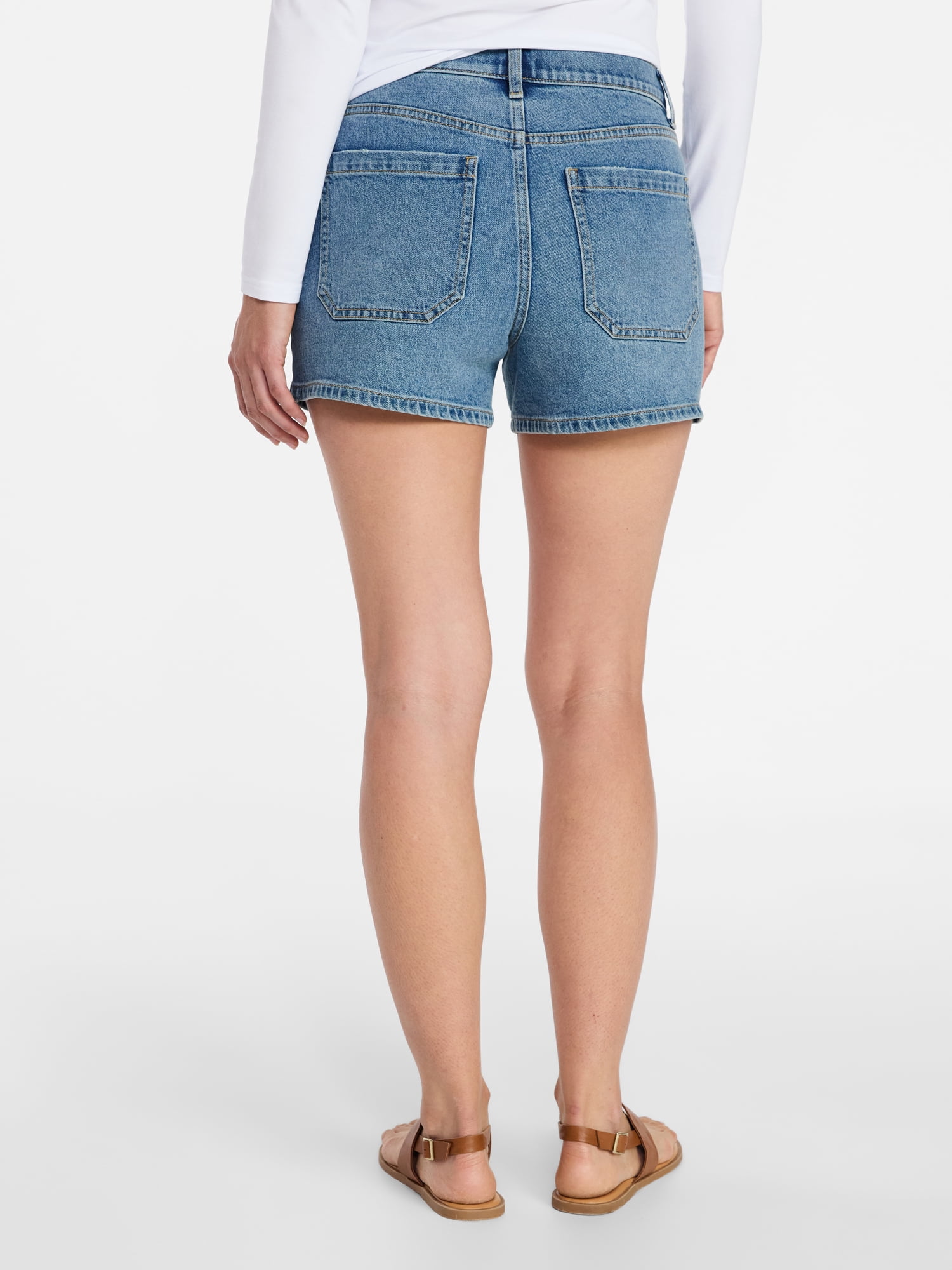 Time and Tru Women's High Rise Patch Pocket Denim Shorts, 4" Inseam, Sizes 0-20