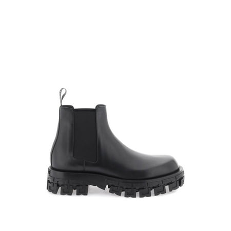 

Versace Greca Portico Chelsea Boots Men