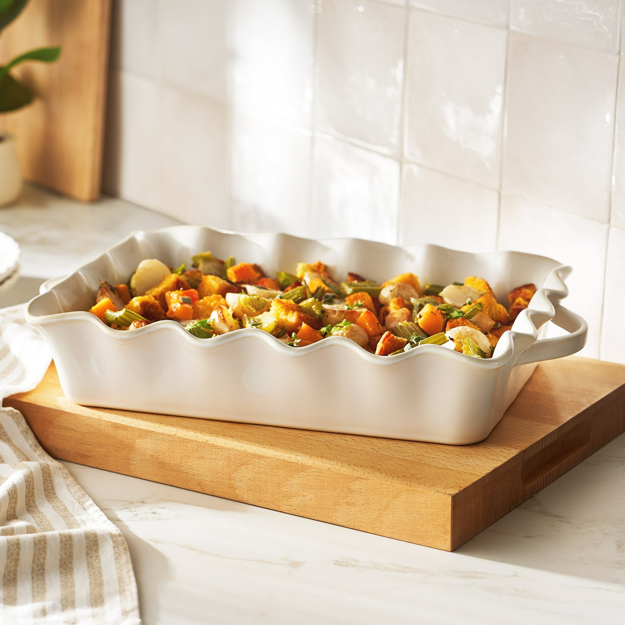 The Pioneer Woman Colette 9"x13" Stoneware Ruffled-Edge Casserole Baking Dish, Linen