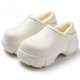 thumbnail image 1 of Pantuflas de felpa gruesas de invierno, suaves, para mujer, para el interior del hogar, cálidas, suaves, antideslizantes, impermeables, de EVA, de algodón, 1 of 5