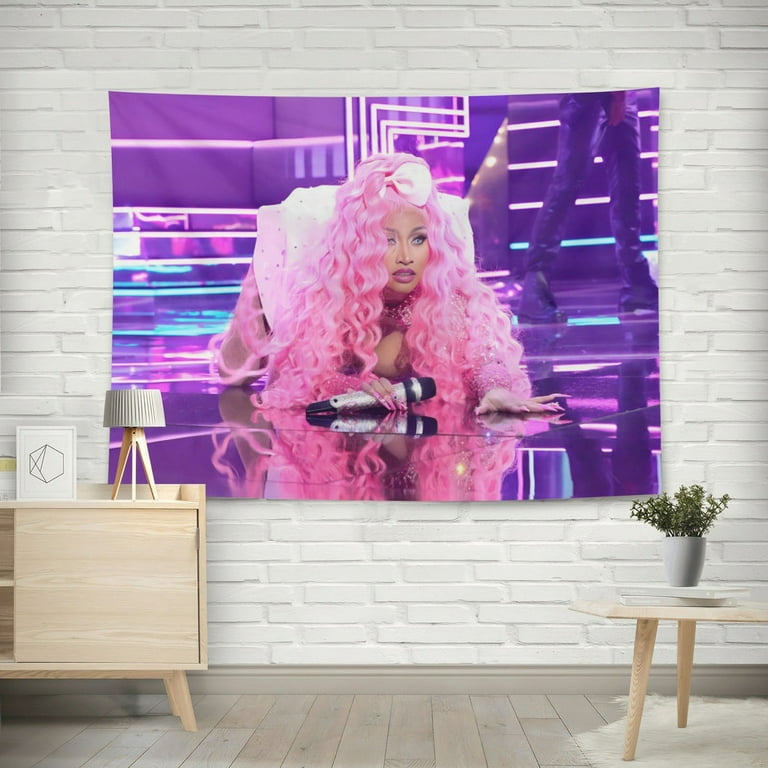 Nicki minaj tapestry hotsell
