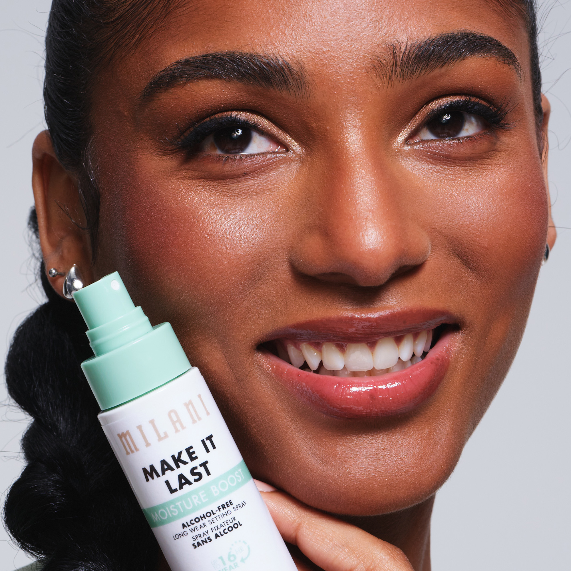 Milani Make It Last Moisture Boost Setting Spray photo 3