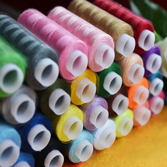 Nuevo juego de conos de hilo de coser multiusos de poliéster de 30 carretes de colores variados