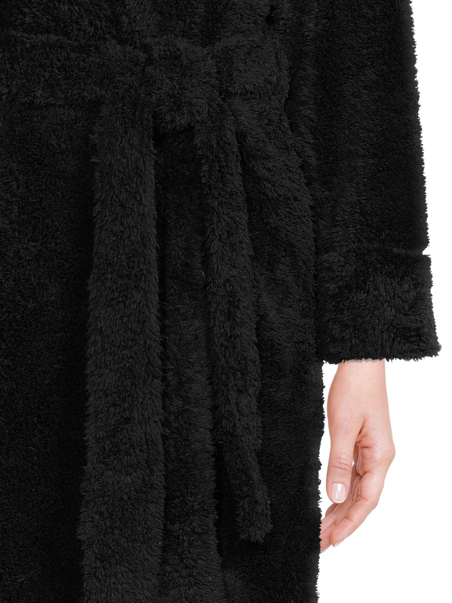 LOVE AT FIRST SIGHT Juniors’ Sleepwear Woobie Robe