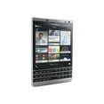 thumbnail image 4 of BlackBerry Passport - Silver Edition - 4G BlackBerry smartphone - RAM 3 GB / Internal Memory 32 GB - microSD slot - LCD display - 4.5" - 1440 x 1440 pixels - rear camera 13 MP - front camera 2 MP - silver, 4 of 10
