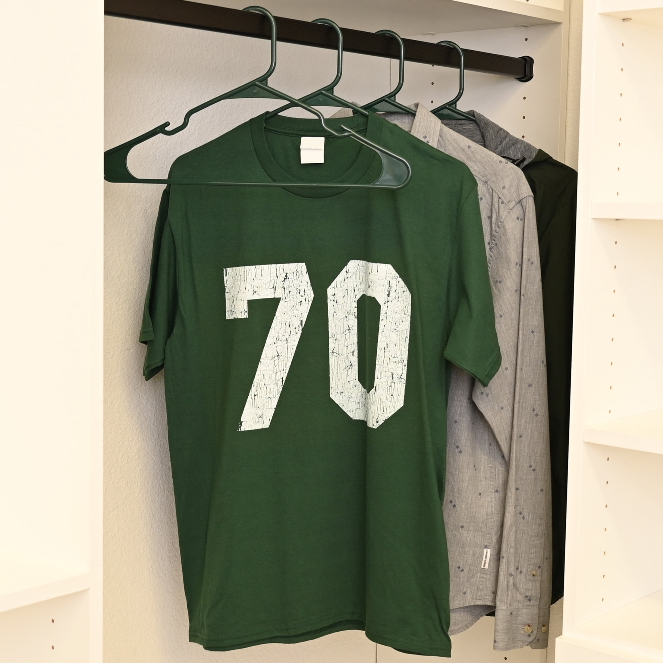 Closetselect Plastic Notched Adult Hangers for Any Clothing Type, Green Blast 100 Count