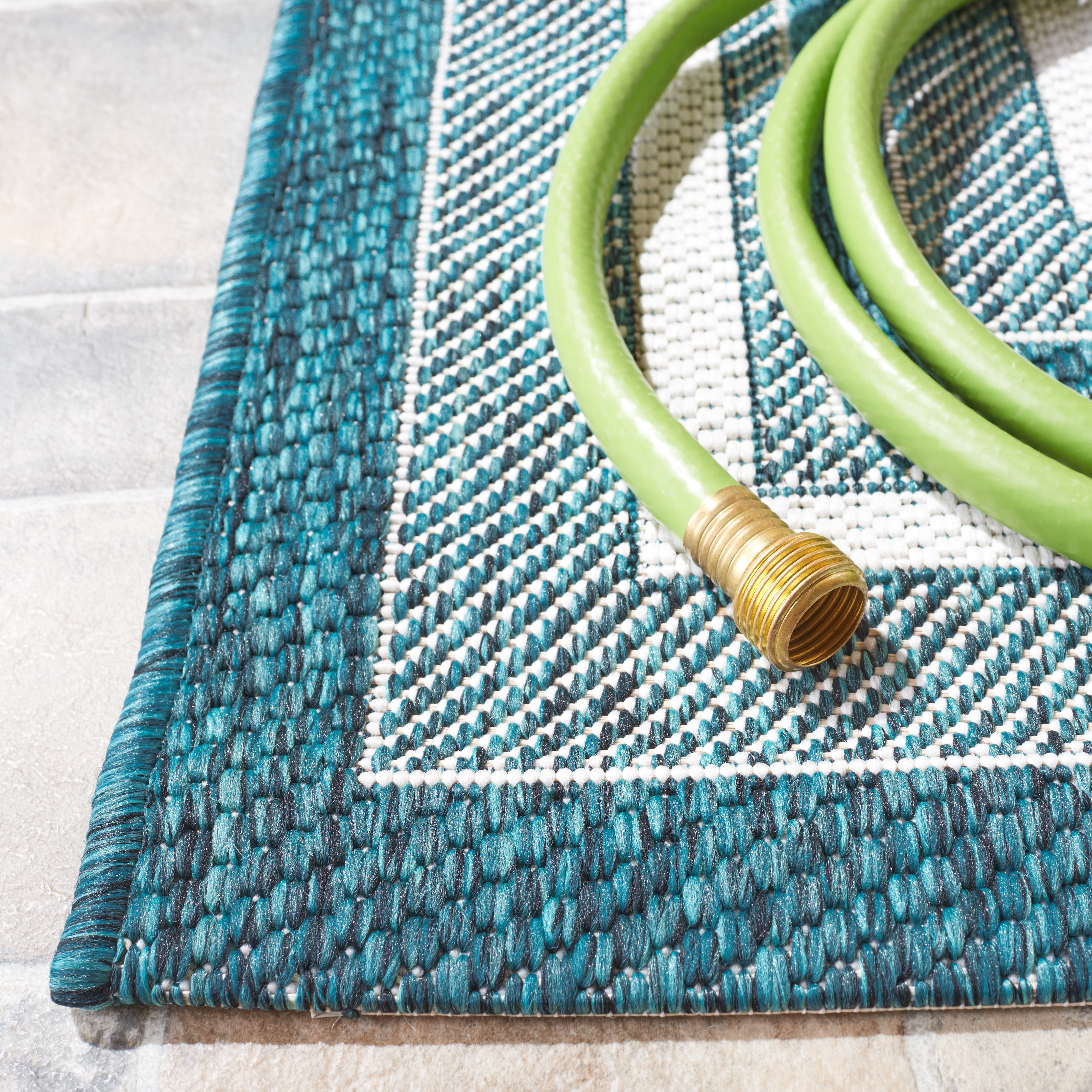 Safavieh Courtyard Ercan Bordered Indoor/Outdoor Area Rug, Ivory/Teal, 6'7" x 9'6"