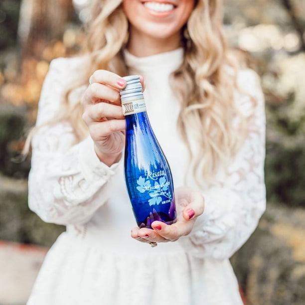 Risata Moscato d'Asti DOCG, Sparkling White Wine, Italy, 5.5% ABV