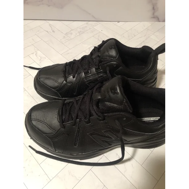 New Balance 608 Black Casual Mens Size 9.5 2E Walking Shoes MX608AB5 BARELY USED