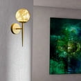 thumbnail image 4 of Lámpara de pared Salvador interior moderna de latón iluminación dormitorio Prisma triangular, 4 of 8