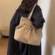 thumbnail image 4 of Bolso Tipo Cartera Informal para Mujer Hobo Axila Gran Capacidad Que Combina Con, 4 of 8