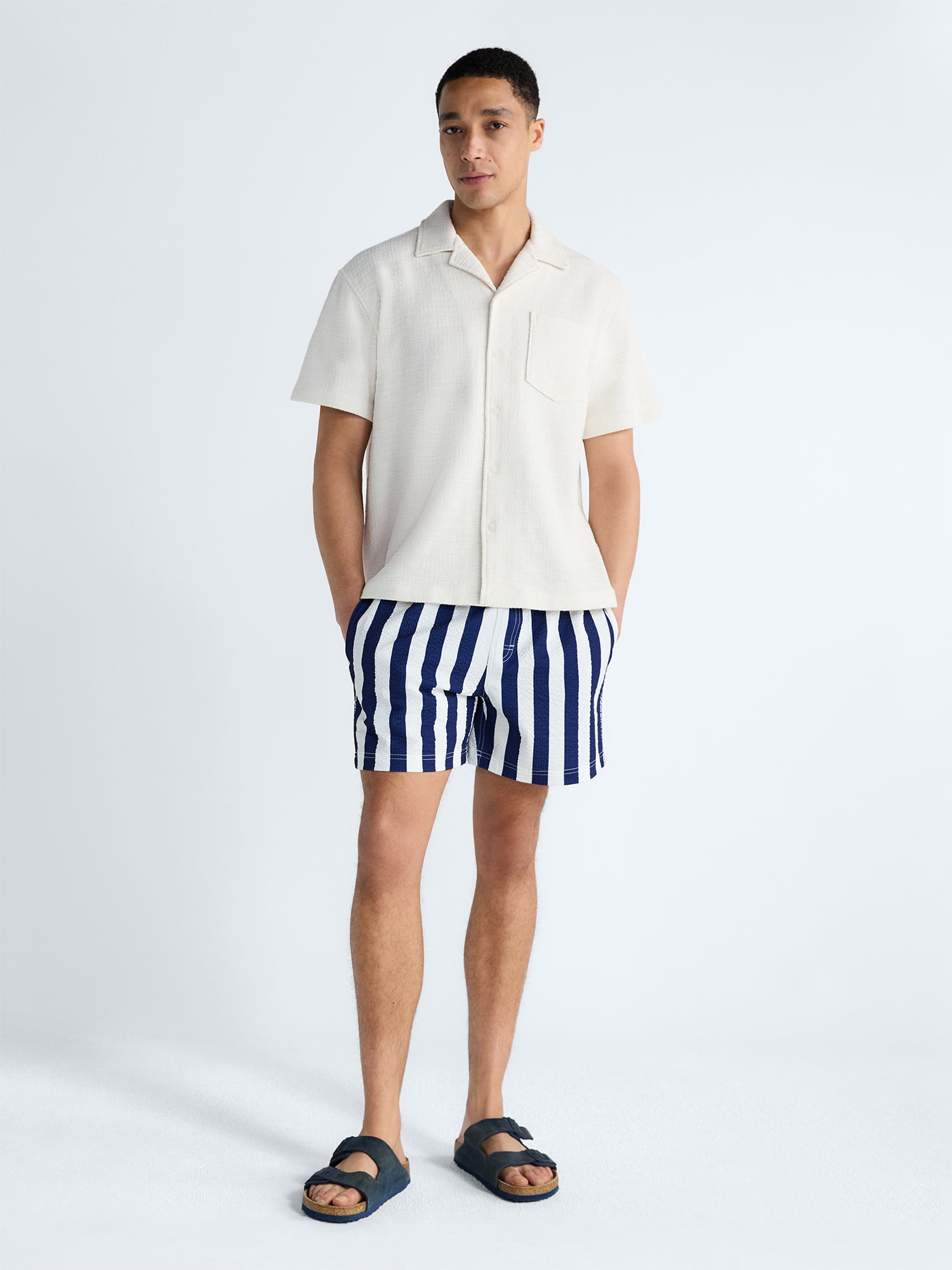 Free Assembly Men's Textured Camp Shirt with Short Sleeves, Sizes S-3XL