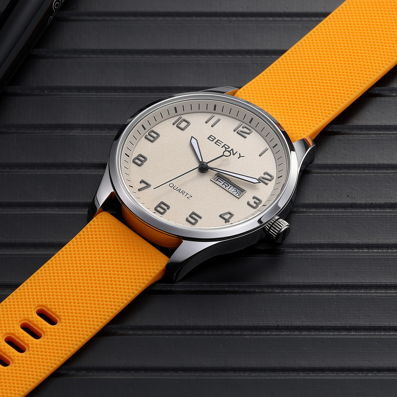 BERNY Modern Quartz Watch for Men Casual Easy Read Wristwatch with Arabic Numeral Watch Dial, Silicone Strap and Day & Date Calendar-Gray Dial