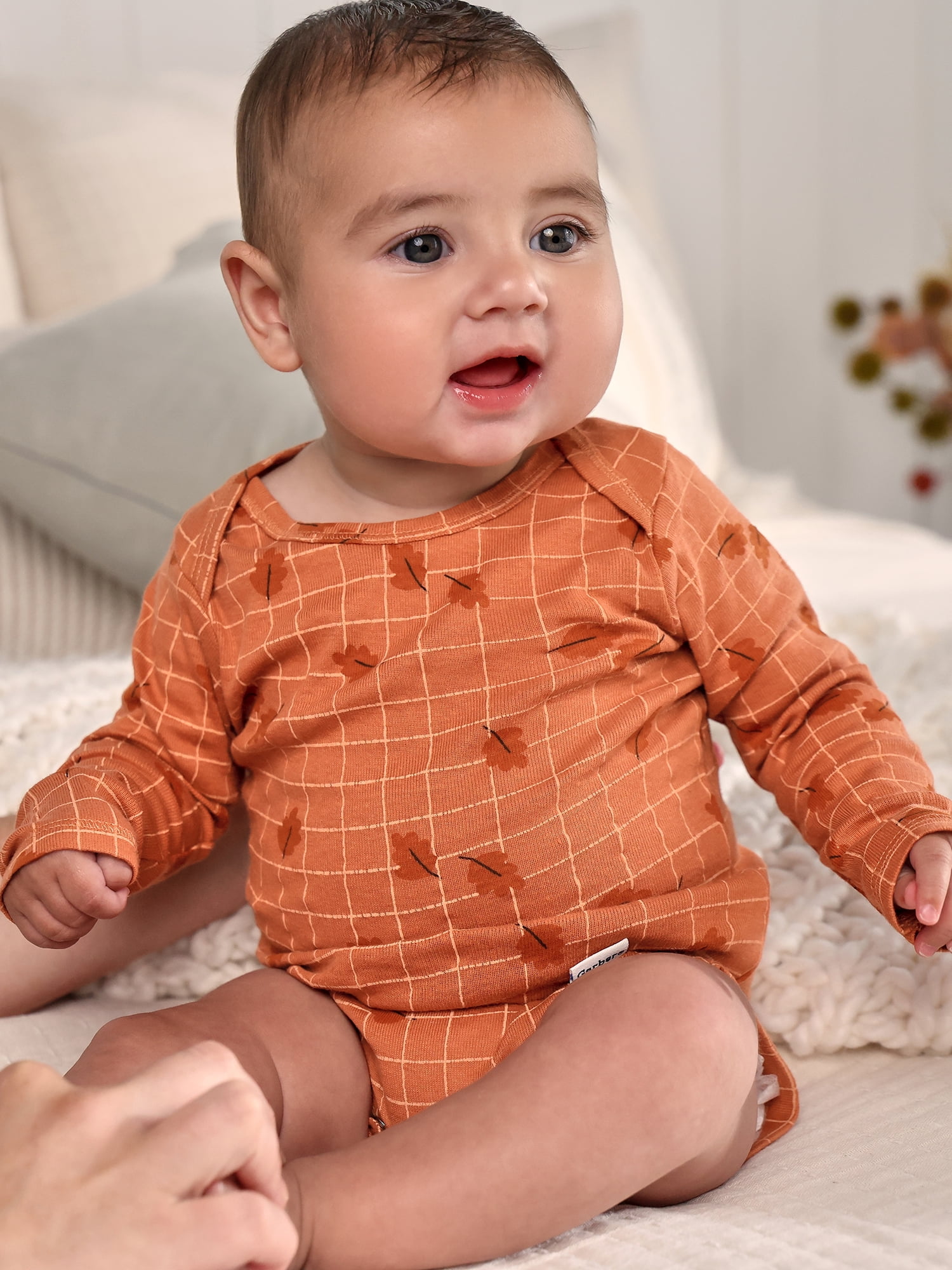 Gerber Gender Neutral 4-Piece Gift Set, Sizes Newborn - 6/9 Months