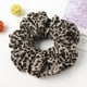 thumbnail image 1 of 8 piezas de lazos para el cabello de satén de seda, scrunchies de pelo suaves de gran tamaño para mujeres y niñas Círculo del intestino grueso en Europa y América, 1 of 5