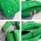 thumbnail image 5 of Bolso de mano acolchado para mujer Bolso acolchado Bolso acolchado Bolso de hombro acolchado Bolso de mano tejido acolchado de nailon Bolso bandolera de diseñador Bolso de plumas para mujer, 5 of 6