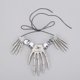 thumbnail image 4 of Collar de calavera de Halloween con esqueleto de mano, hueso, dientes afilados, gargantilla fresca, cadena de mano, colgante de garra fantasma, pulsera, joyería para hombres y muje, 4 of 5