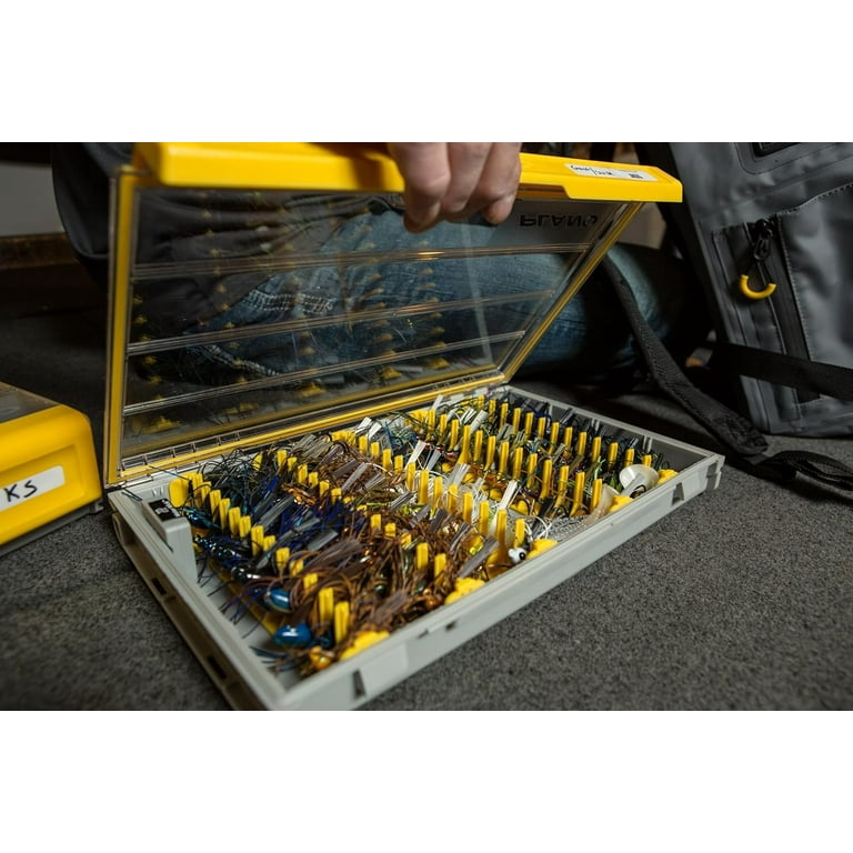 Plano EDGE Master Jig/Bladed Tackle Box, Premium Tackle Organization with  Rust Prevention, Yellow/Clear