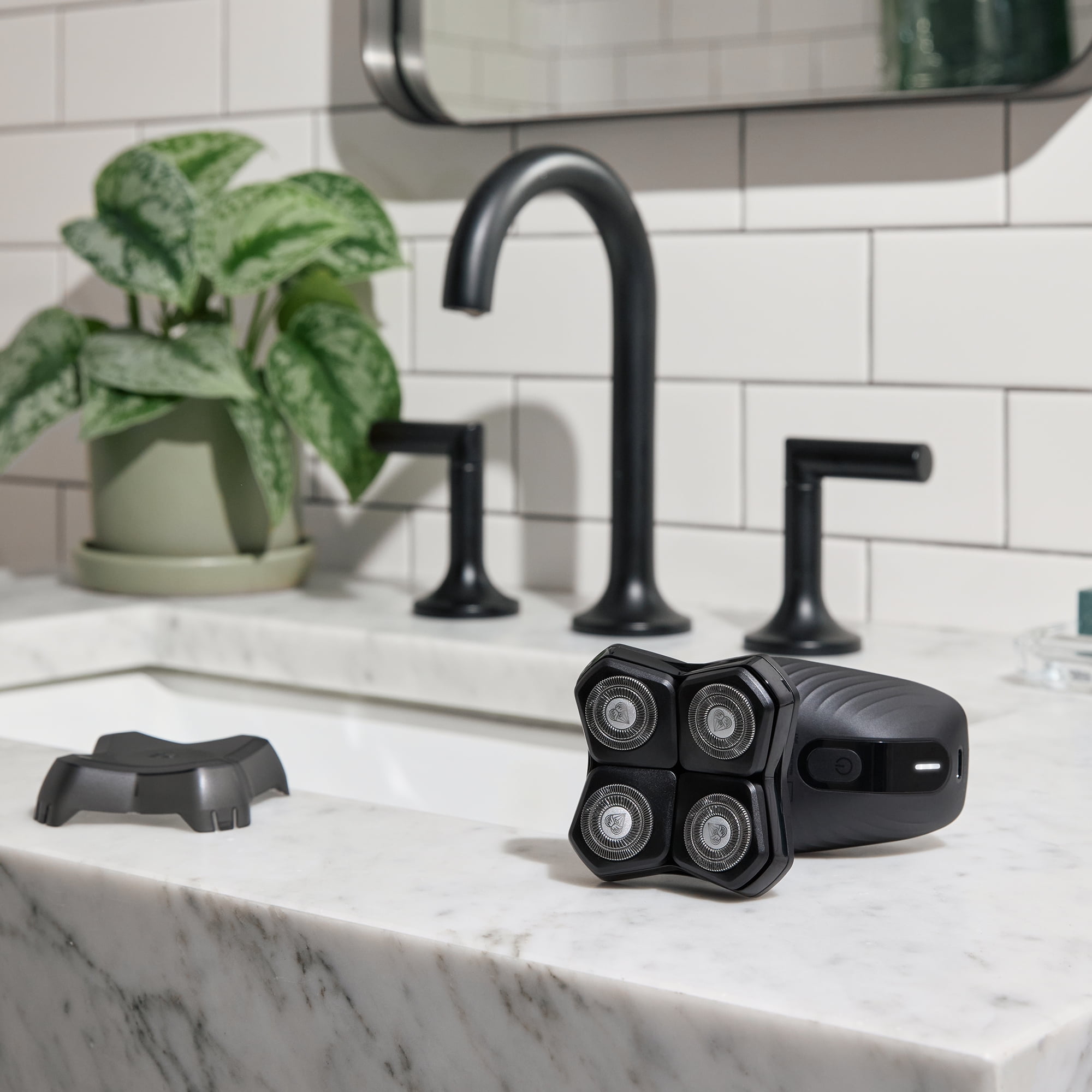 MANSCAPED® The Dome Shaver™ PLUS Men’s Head Shaver – Four Double-Track Rotary Blades with SkinSafe® & FlexAdjust Technology - Black
