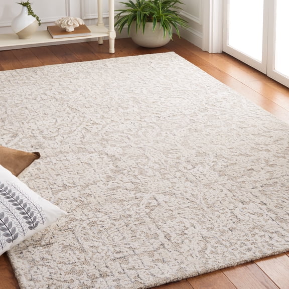 Safavieh Metro Aideen Distressed Area Rug, Beige/Ivory, 5' x 8'