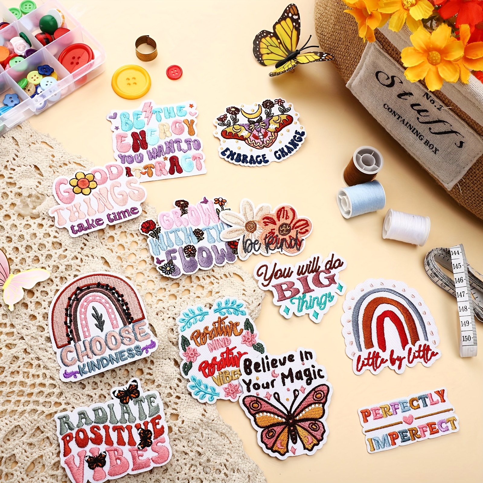 25pcs Bohemian Motivational Patches Embroidered Applique Retro Boho Sew on Hippie Style Iron on for Clothes Hats Backpacks Jackets Accessories