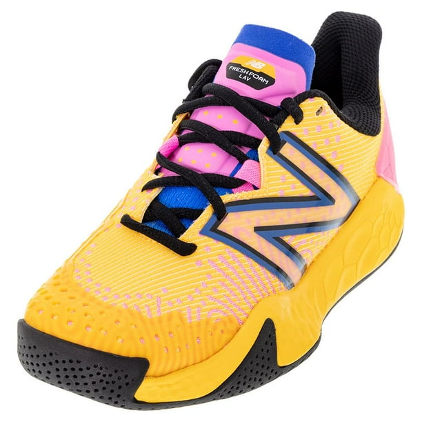 New Balance Women`s Fresh Foam X Lav V2 B Width Tennis Shoes Vibrant Apricot and Pink ( 5