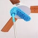 thumbnail image 4 of Plumero Telescópico de Chenilla Flexible para Limpiar Ventiladores de Techo, Techos Altos, Ventiladores y Muebles., 4 of 5