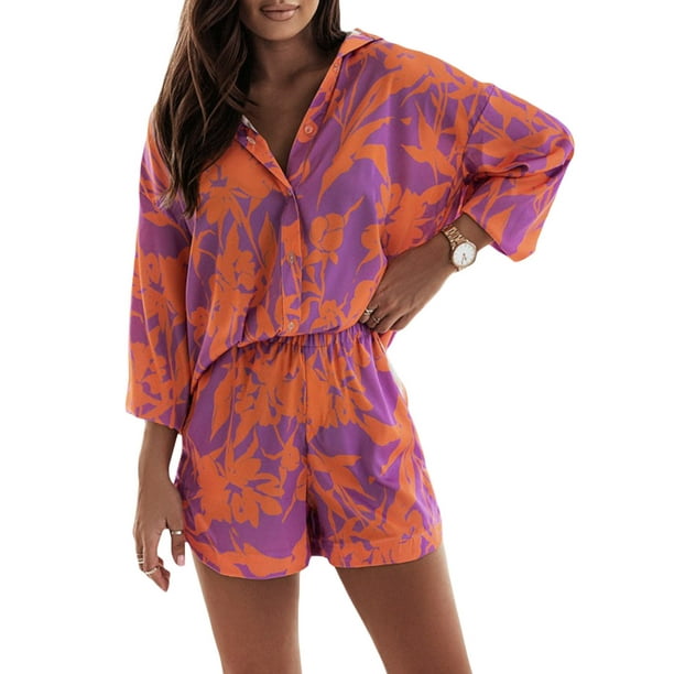 VISgogo Conjunto casual de 2 piezas para mujer, camisa de manga larga con botones y pantalones cortos con estampado tropical VISgogo moda