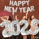 thumbnail image 5 of Globo KatChon 2025 Happy New Year, plateado, 40 cm, con cinta, 5 of 7