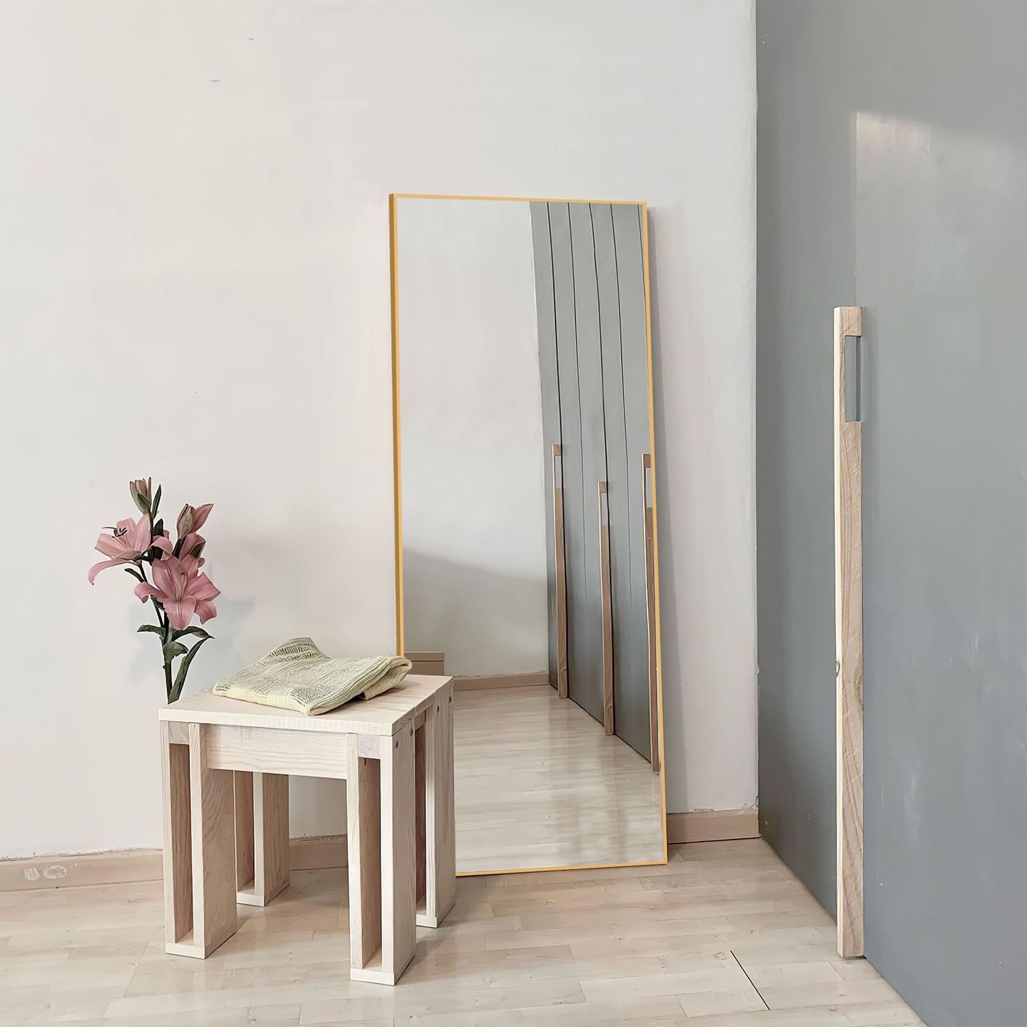 59"x20" Full Length Mirror Aluminum Alloy Rectangle Body Dressing Floor Mirrors with Stand Gold
