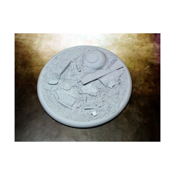 Secret Weapon Miniatures 100mm Round Lip Base - Scrap Yard New