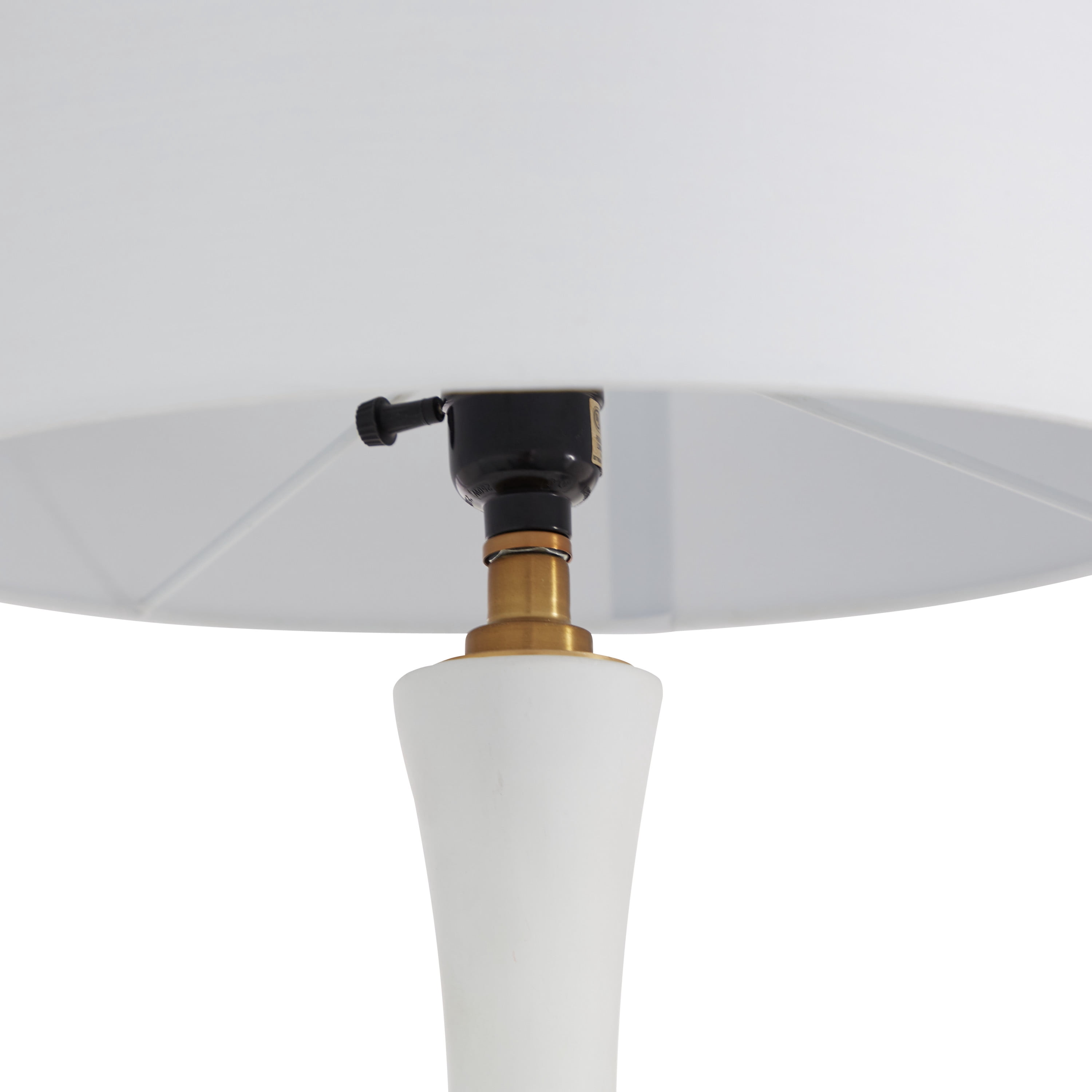 CosmoLiving by Cosmopolitan White Ceramic Room Table Lamp, 14" x 13" x 25"