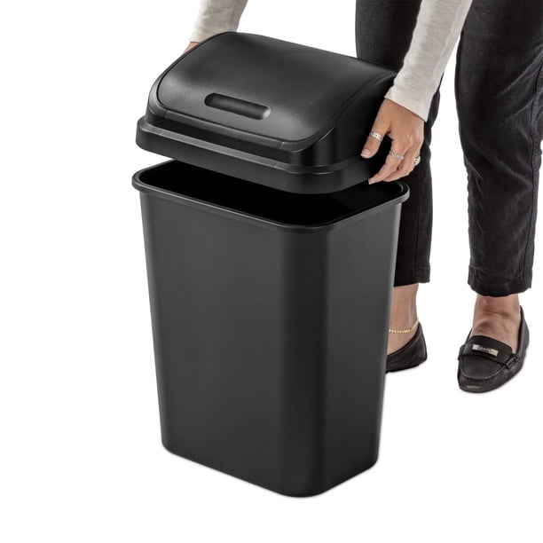 Sterilite 30 Liter Swingtop Wastebasket - Black - Walmart.ca