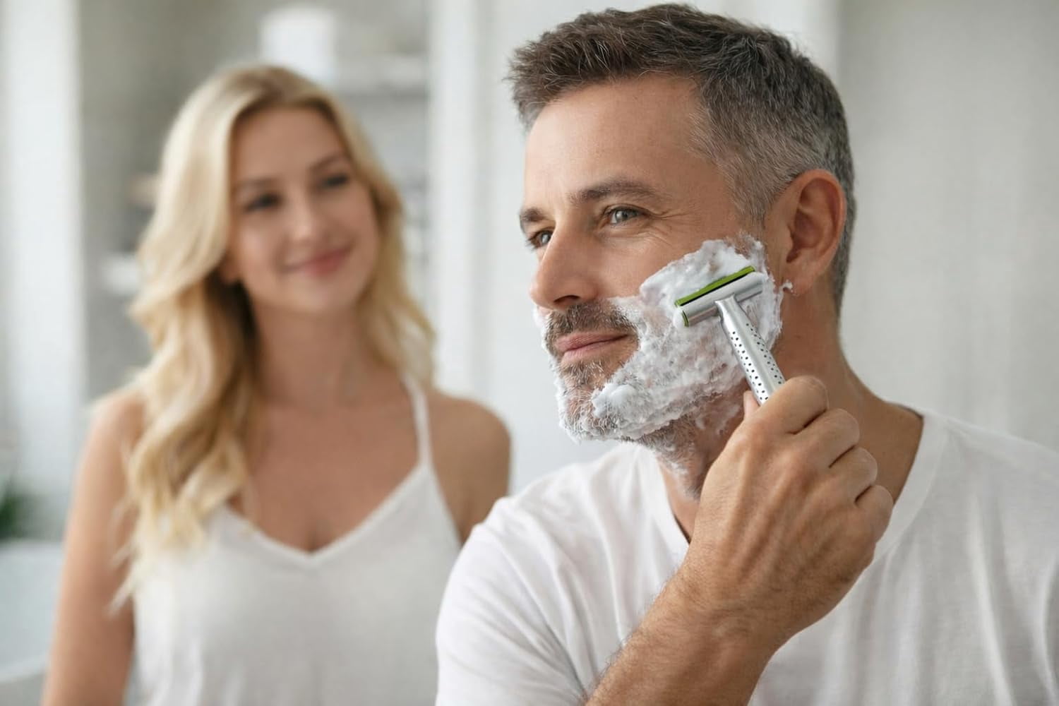 Parker Safety Razor - The AeroShave, Classic Length Handle-CNC Aluminum Double Edge Safety Razor & 5 Blades,- Precision Blade Exposure for a Comfortable Shave, For Men & Women. Mild Aggression