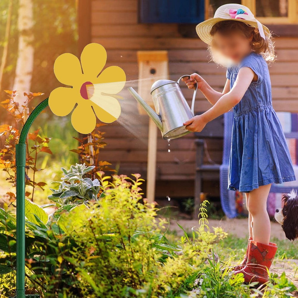 RichLink Dancing Daisy Garden Sprinkler: 720° Rotating Water Feature for Lawn Fun!