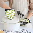 thumbnail image 6 of Pofeuu Corns Print Thickened Mini Silicone Oven Mitts Heat Resistant, Rubber Oven Mitt Gloves, Finger Pinch Grips, Pot Holder, Silicone Potholder, 6 of 7
