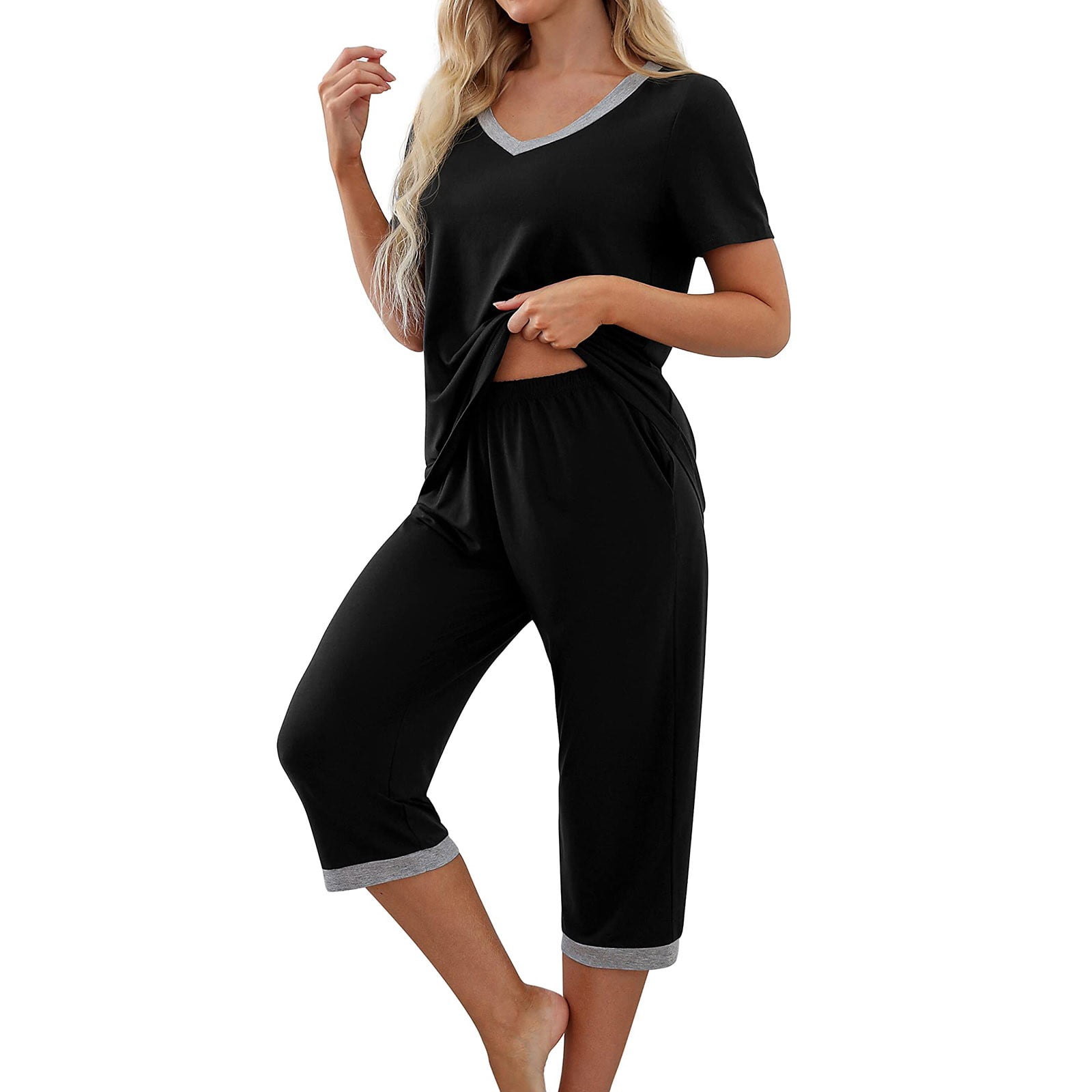 Comfy Lounge Sets for Women Short Sleeve V-Neck Tops and Floral Print Wide Leg Pants Loose Capri Pajama Set
