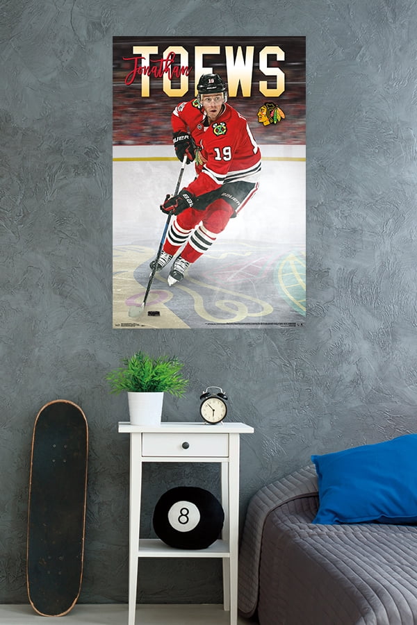 NHL Chicago Blackhawks - Jonathan Toews 17 Wall Poster, 22.375" x 34"