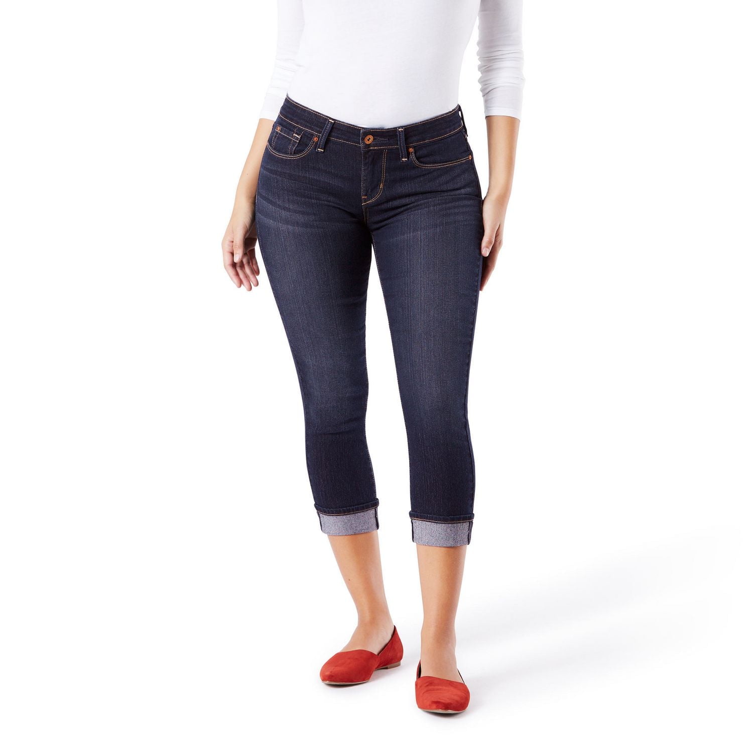 Levi Strauss Signature.™ Women's Modern Capri, Available sizes: 4